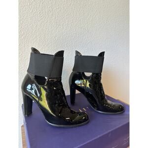 Stuart Weitzman News Black Patent Booties Heels Size 7 with Box